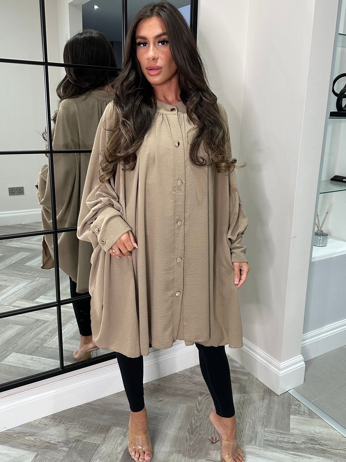 Chic essence oversized top TAN